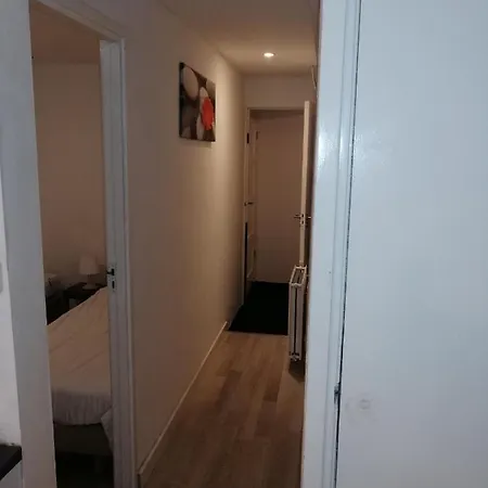 Canal Garden Staywell Apartment *