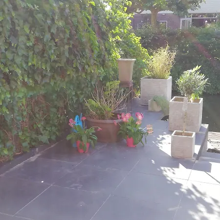 Canal Garden Staywell