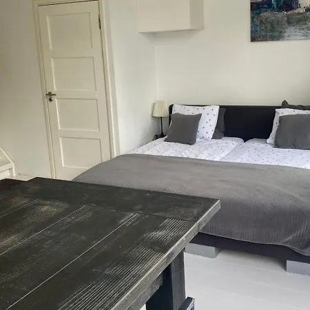 Appartamento Canal Garden Staywell