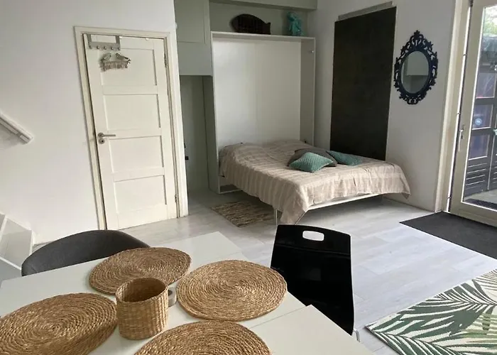 Canal Garden Staywell Lejlighed