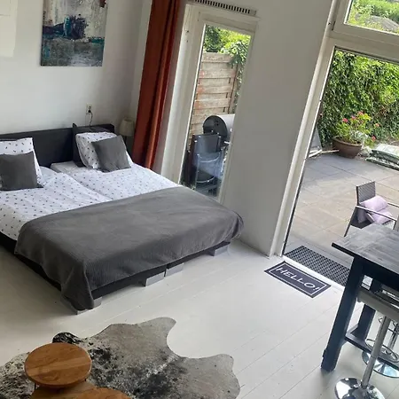 Appartement Canal Garden Staywell *