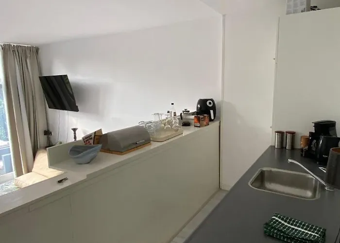 Canal Garden Staywell アパート アムステルダム